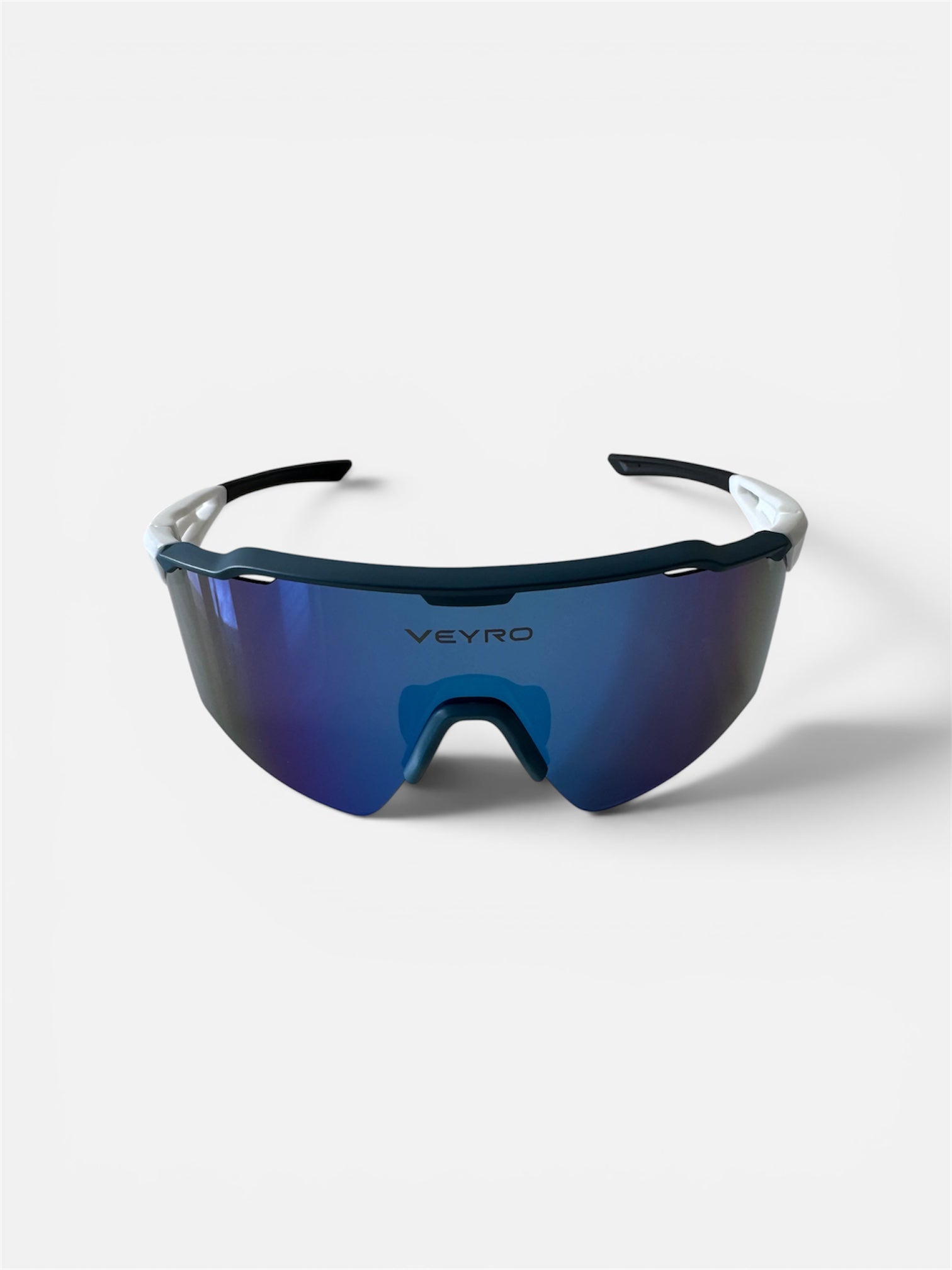 VEYRO Calyven Sportbrille in Deep Ocean Mirror mit blau verspiegelter Shield-Scheibe – Hauptansicht