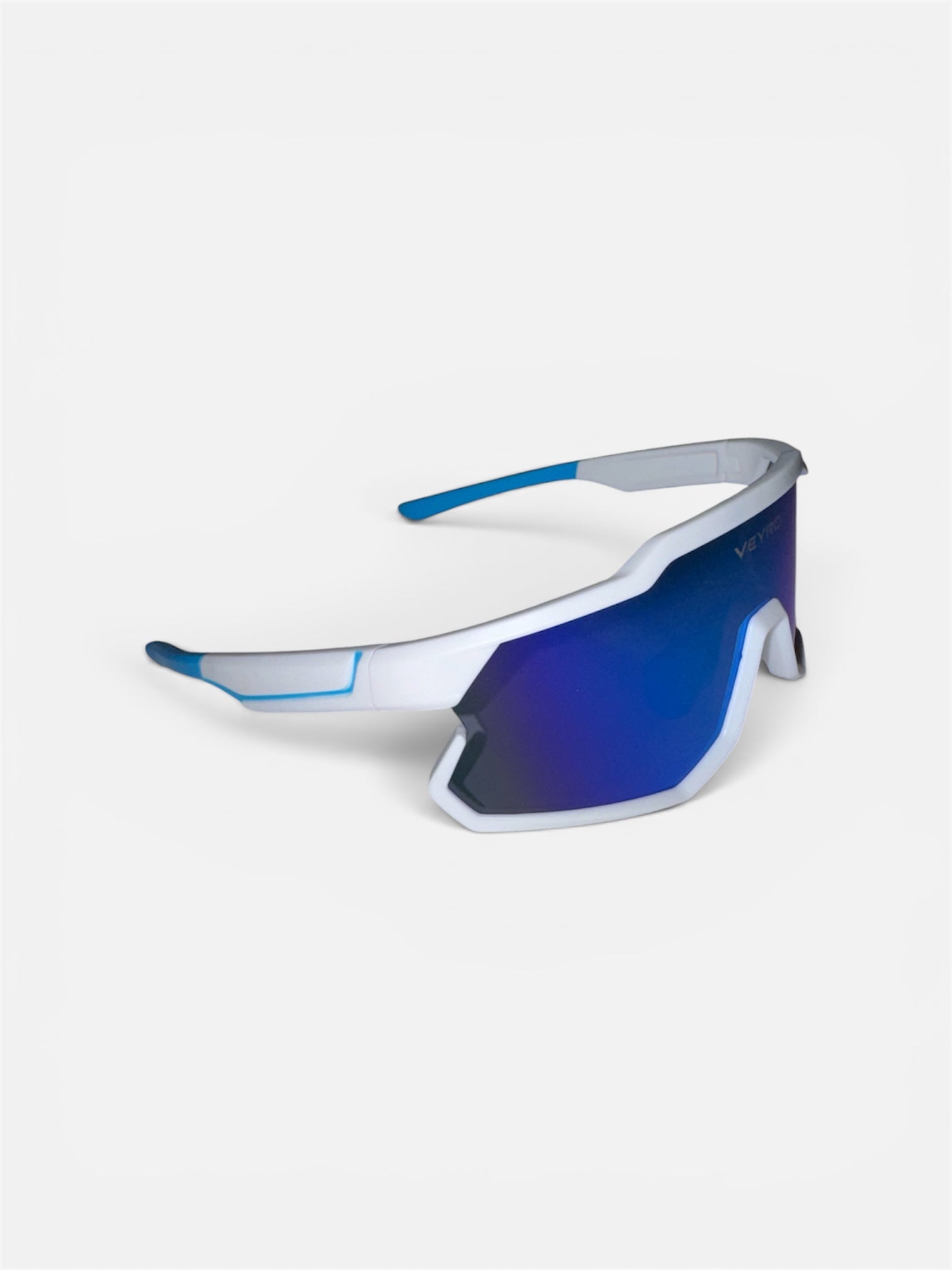 VEYRO Elaris Glacier Blue Sportbrille mit blau verspiegelter Scheibe – Viertelansicht