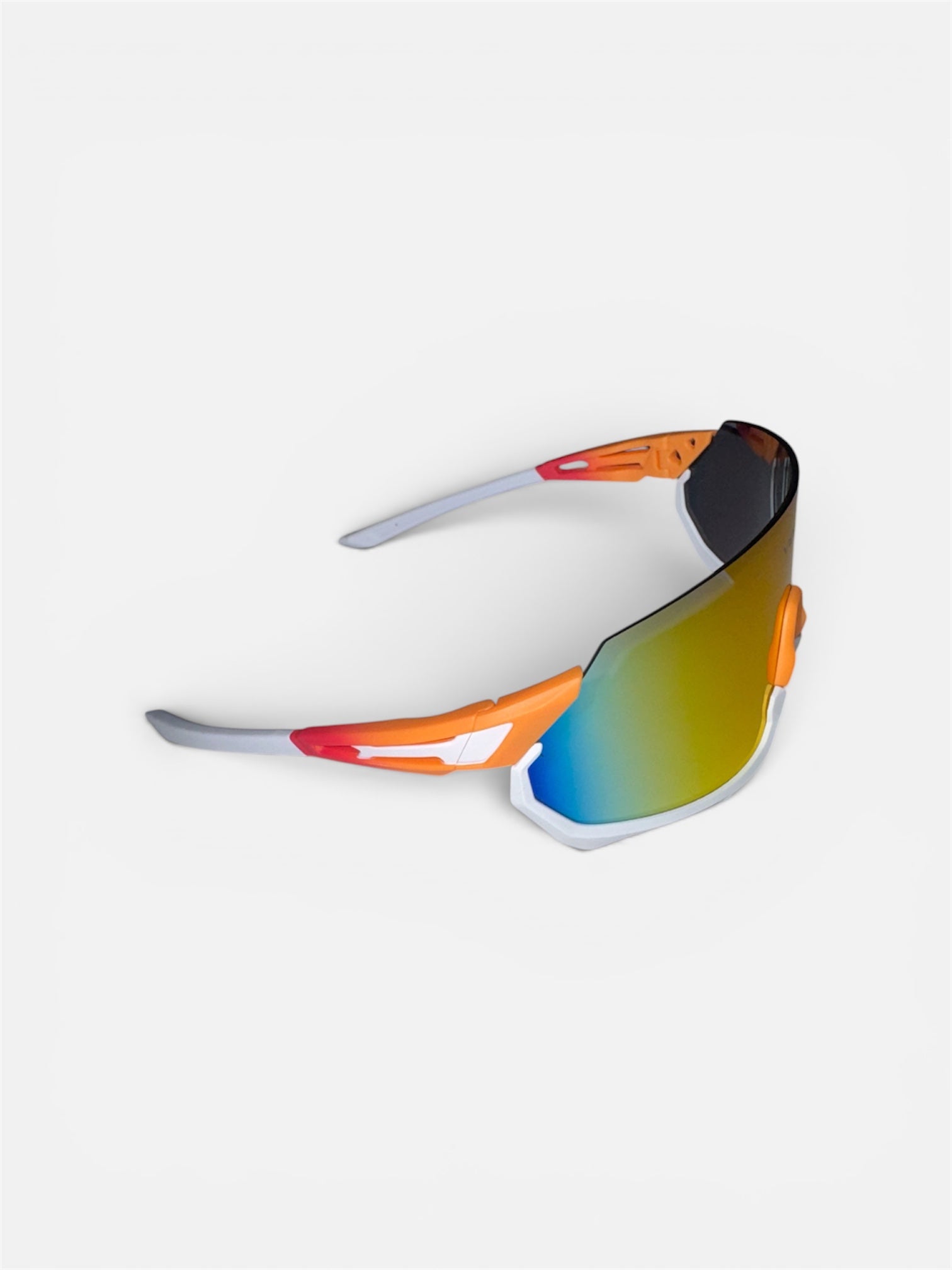 VEYRO Ignivra Sportbrille – Innenansicht mit verstellbarer Nasenauflage und geöffneten Bügeln