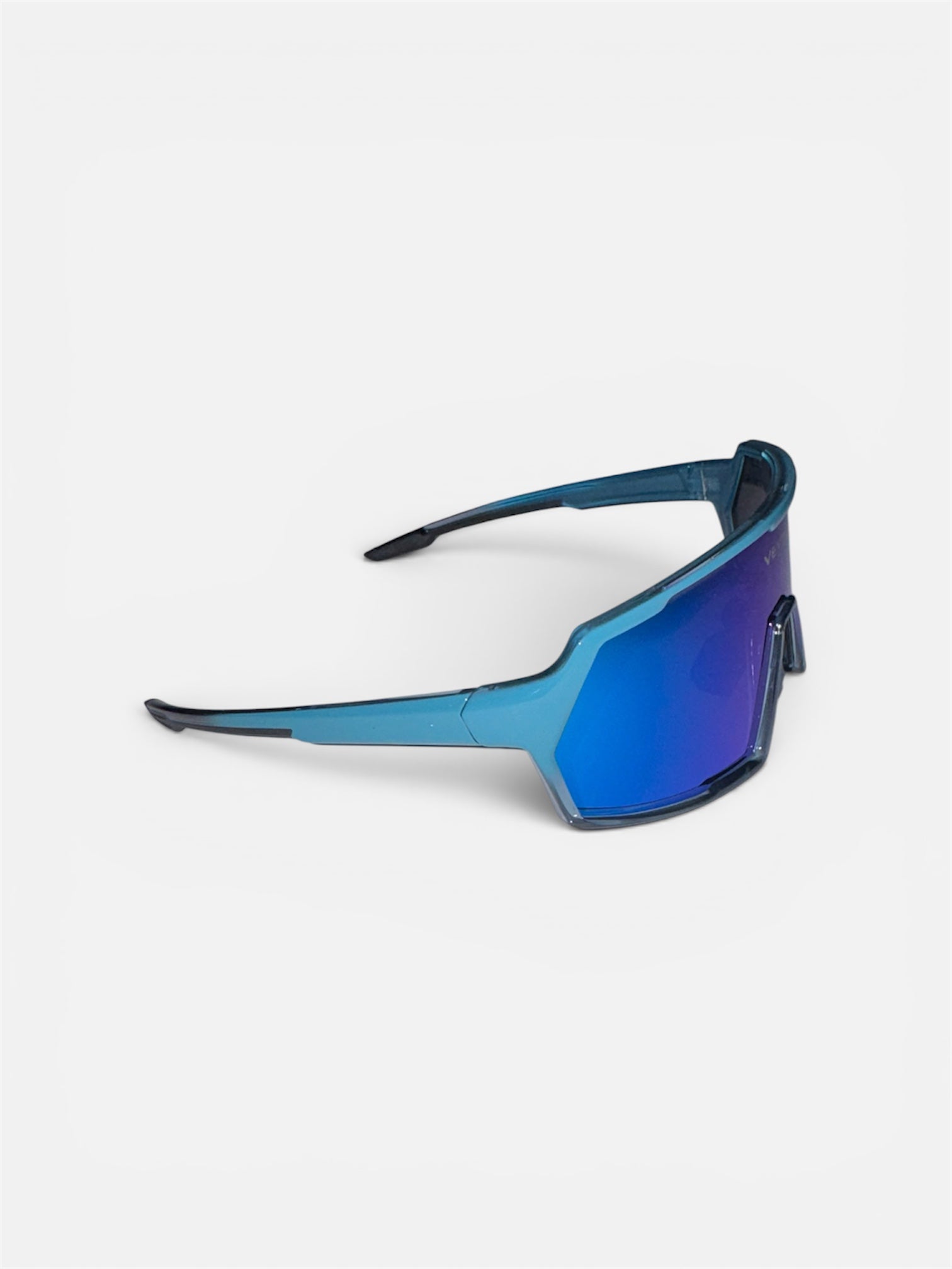 VEYRO Valtis Deep Sea Blue Sportbrille mit blau verspiegelter Shield-Scheibe – Viertelansicht